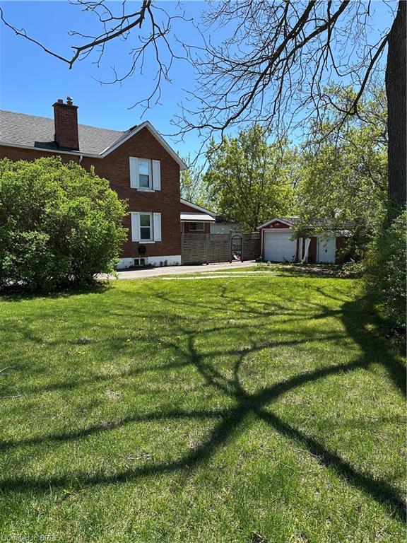 308 Dundas Street N Property Photo 33