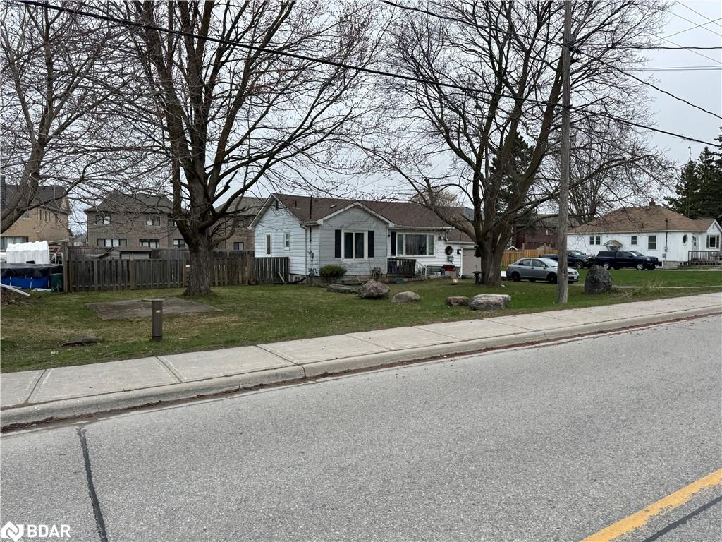 166 Church Street Property Photo