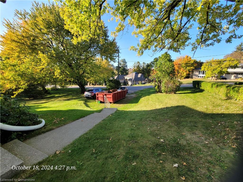 111 Riverbank Drive N Property Photo 6