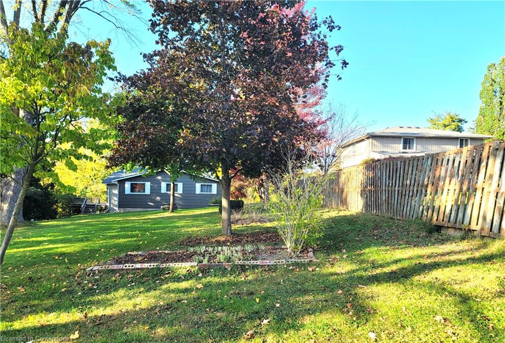 111 Riverbank Drive N Property Photo 7