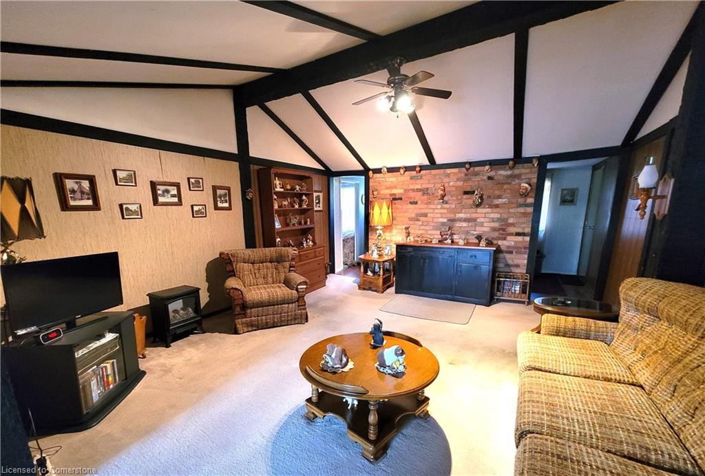 111 Riverbank Drive N Property Photo 22