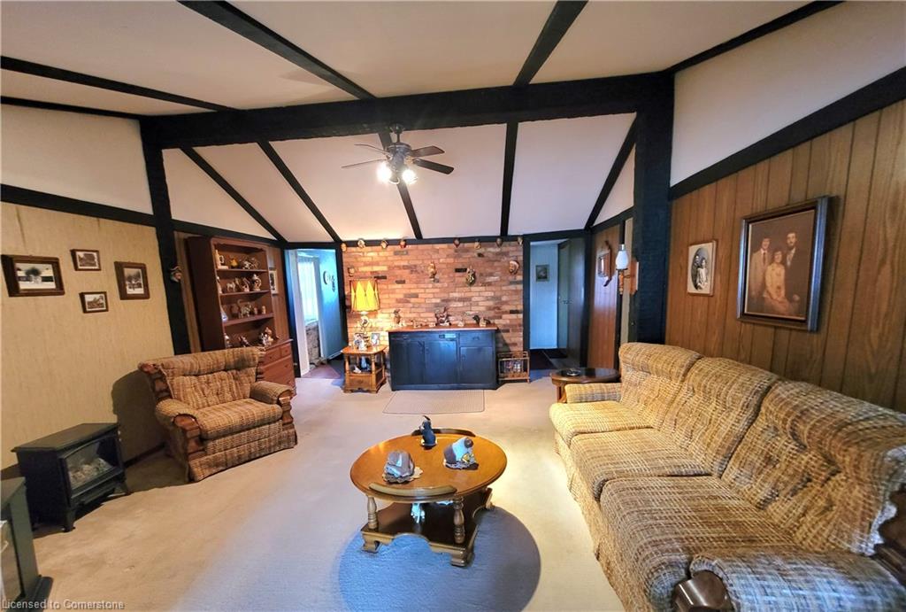 111 Riverbank Drive N Property Photo 25