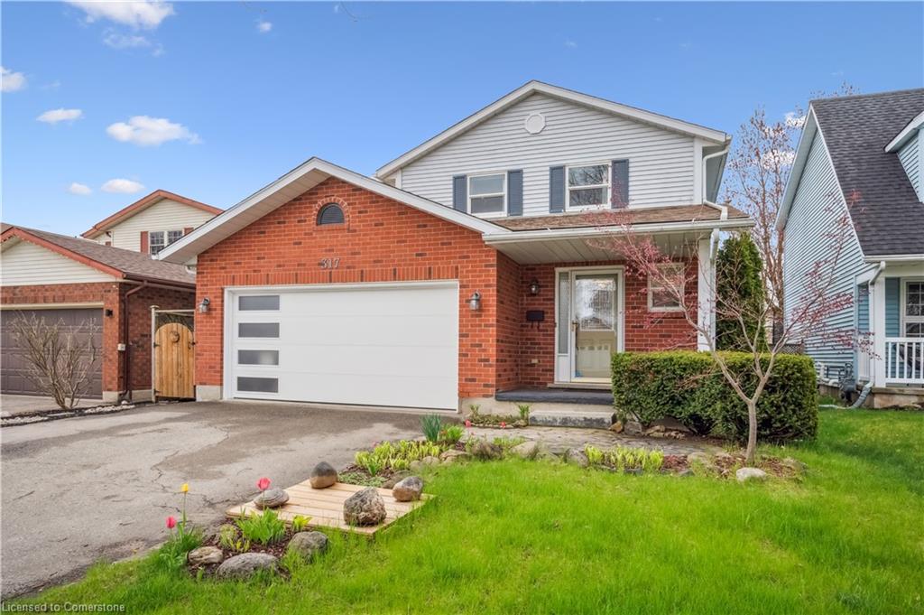 317 Bushview Crescent Property Photo 1