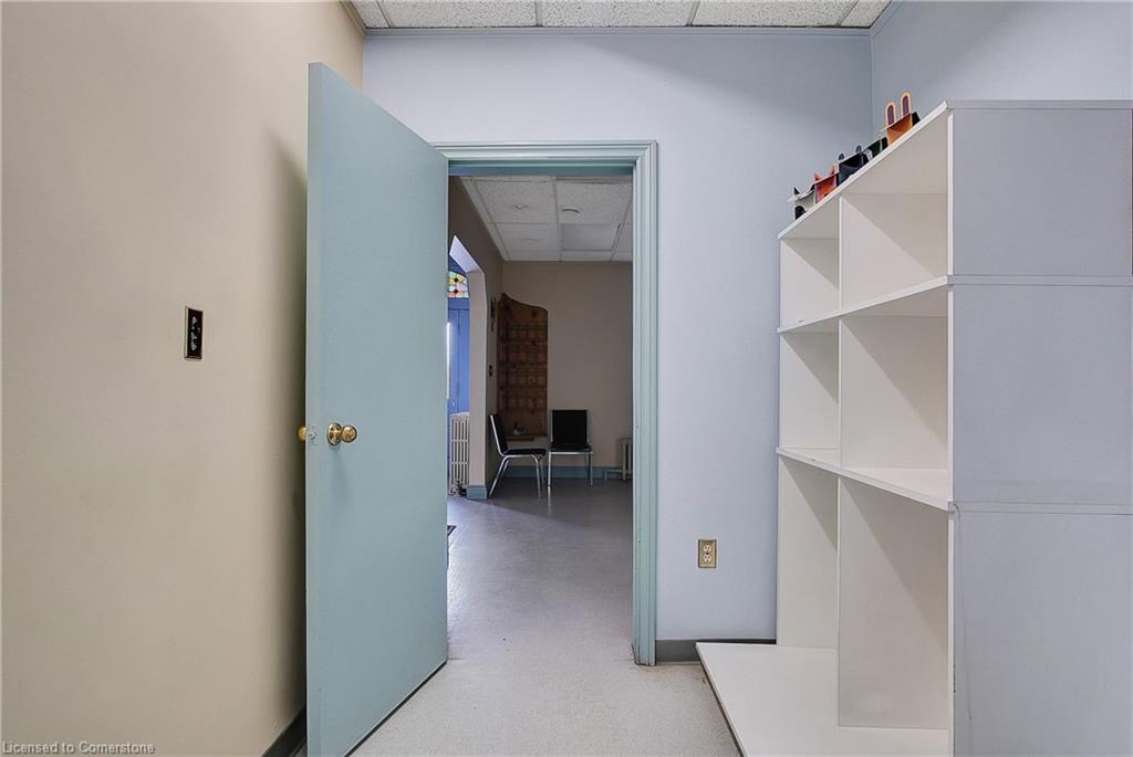 204 King Street E Property Photo 12