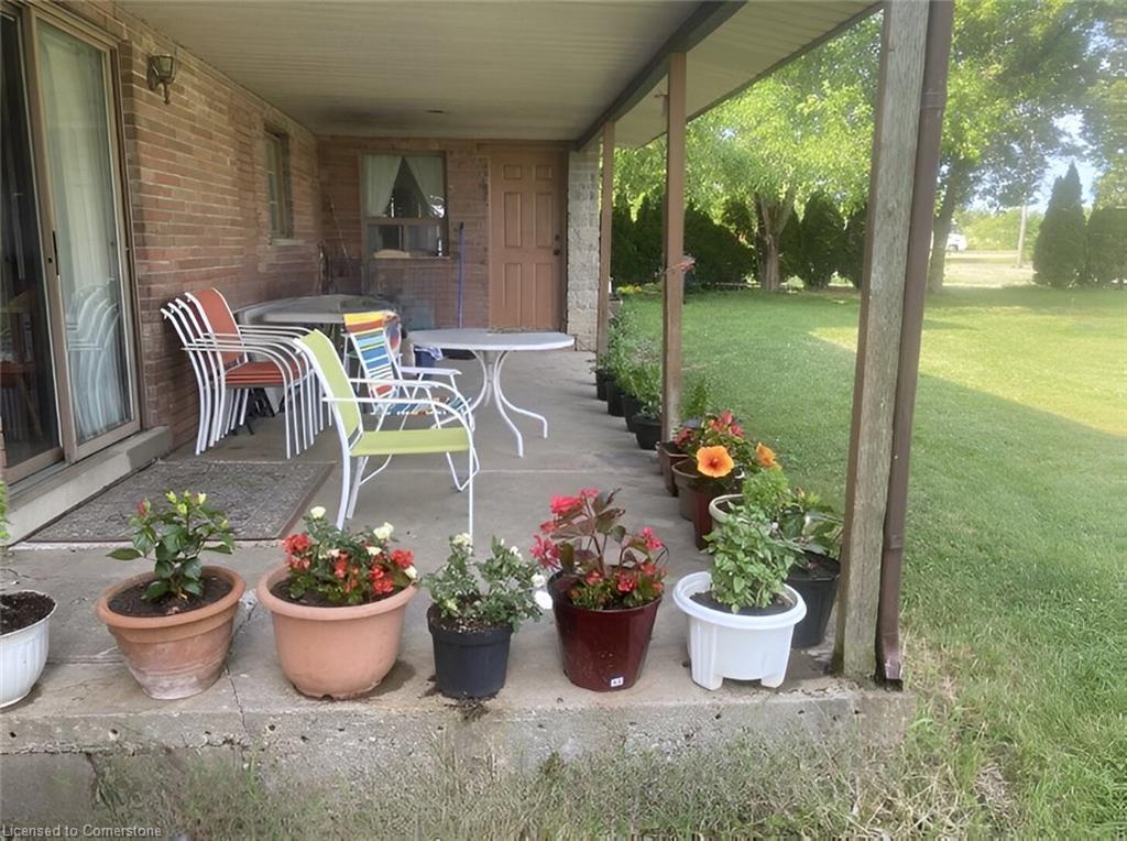 96 Second Road E Property Photo 17