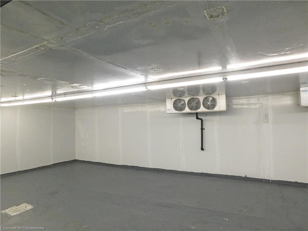 96 Second Road E Property Photo 33