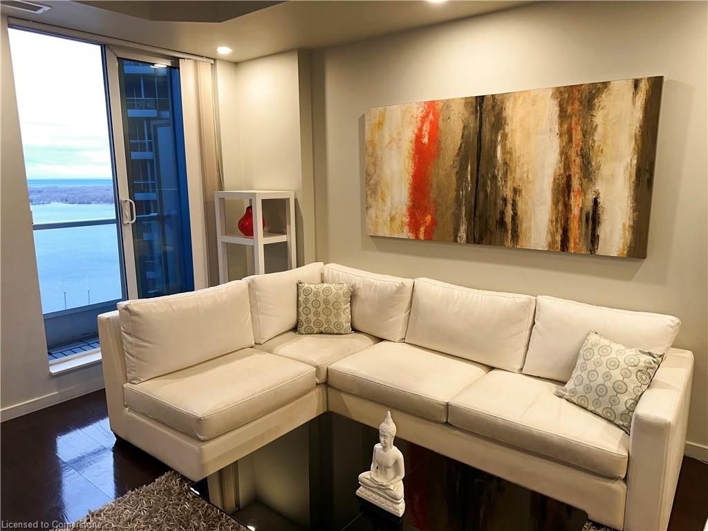 2710-8 York Street Property Photo