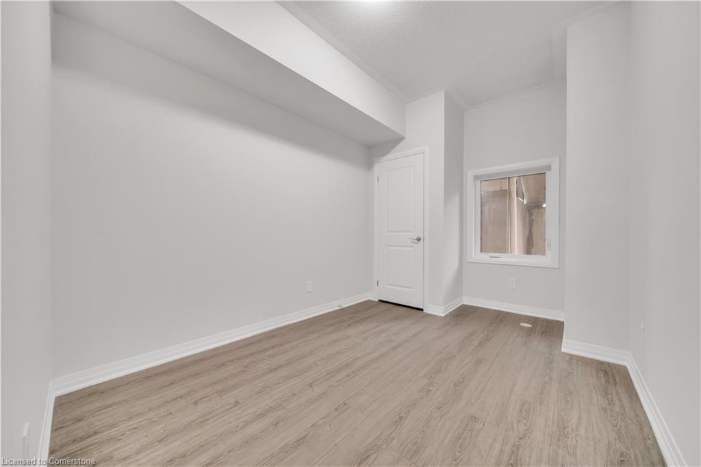 B21-25 Isherwood Avenue Property Photo 12