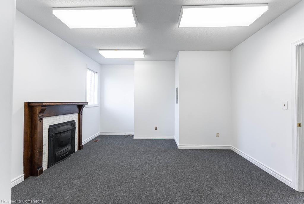 923 Brant Street Property Photo 10