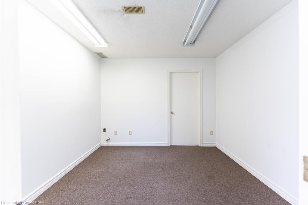 923 Brant Street Property Photo 14