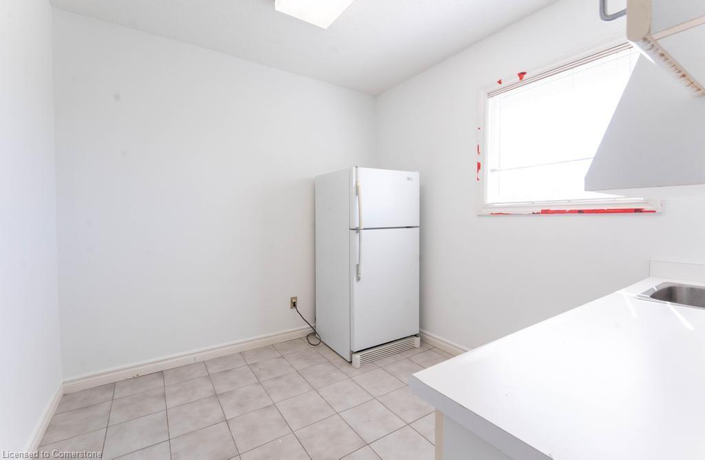 923 Brant Street Property Photo 16