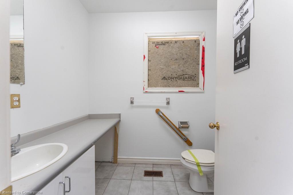 923 Brant Street Property Photo 17