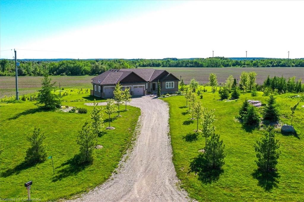 434555 4th Line Property Photo 1