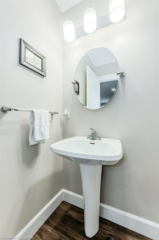 219 Corrie Crescent Property Photo 13