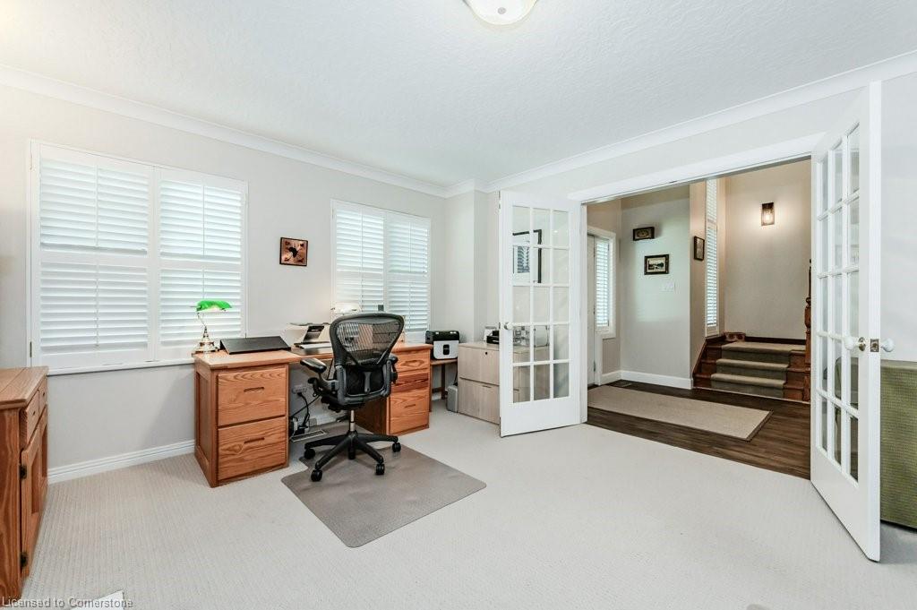 219 Corrie Crescent Property Photo 15
