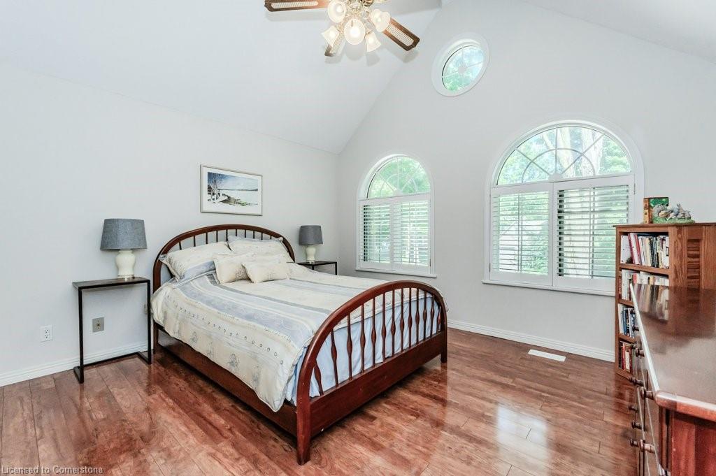 219 Corrie Crescent Property Photo 16