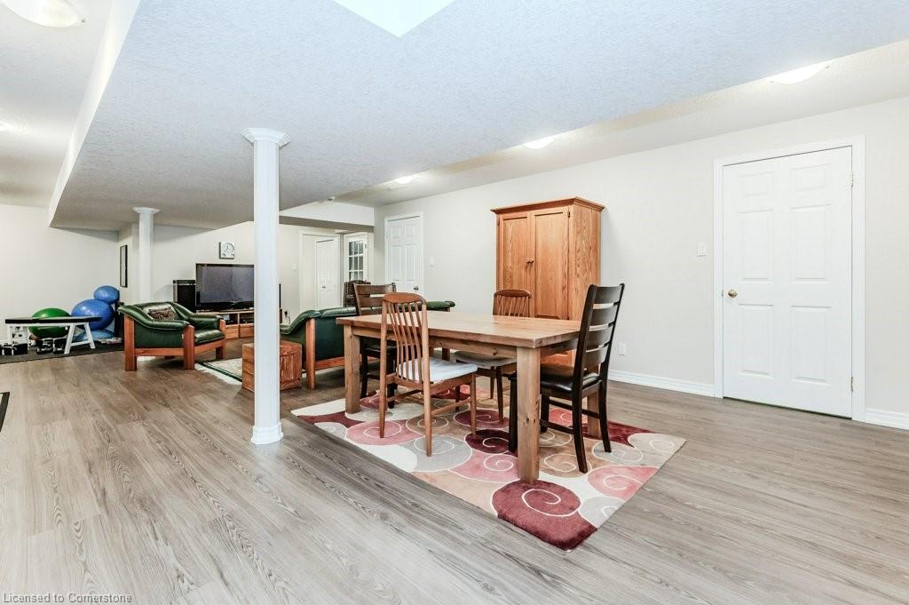 219 Corrie Crescent Property Photo 23