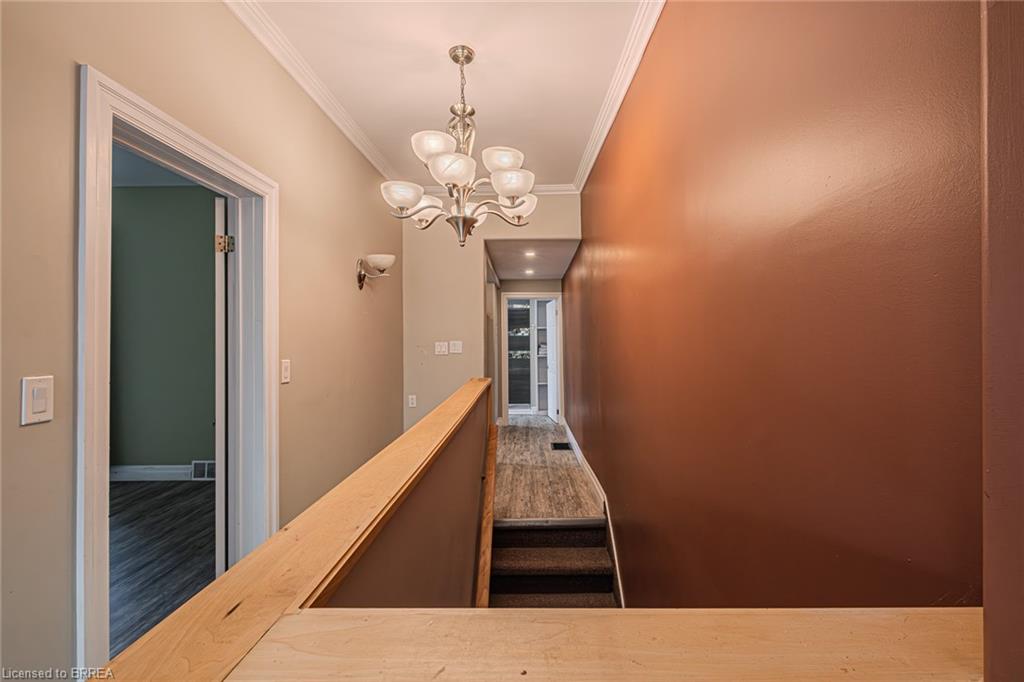 180 Brant Avenue Property Photo 7