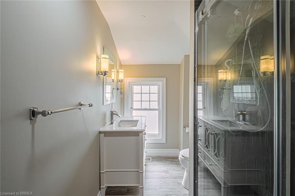 180 Brant Avenue Property Photo 17