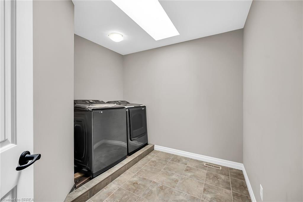 505 Lakeview Drive Property Photo 29