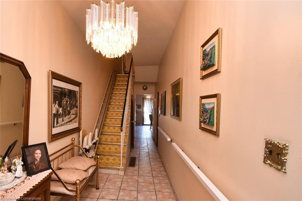 241 Robert Street Property Photo 3