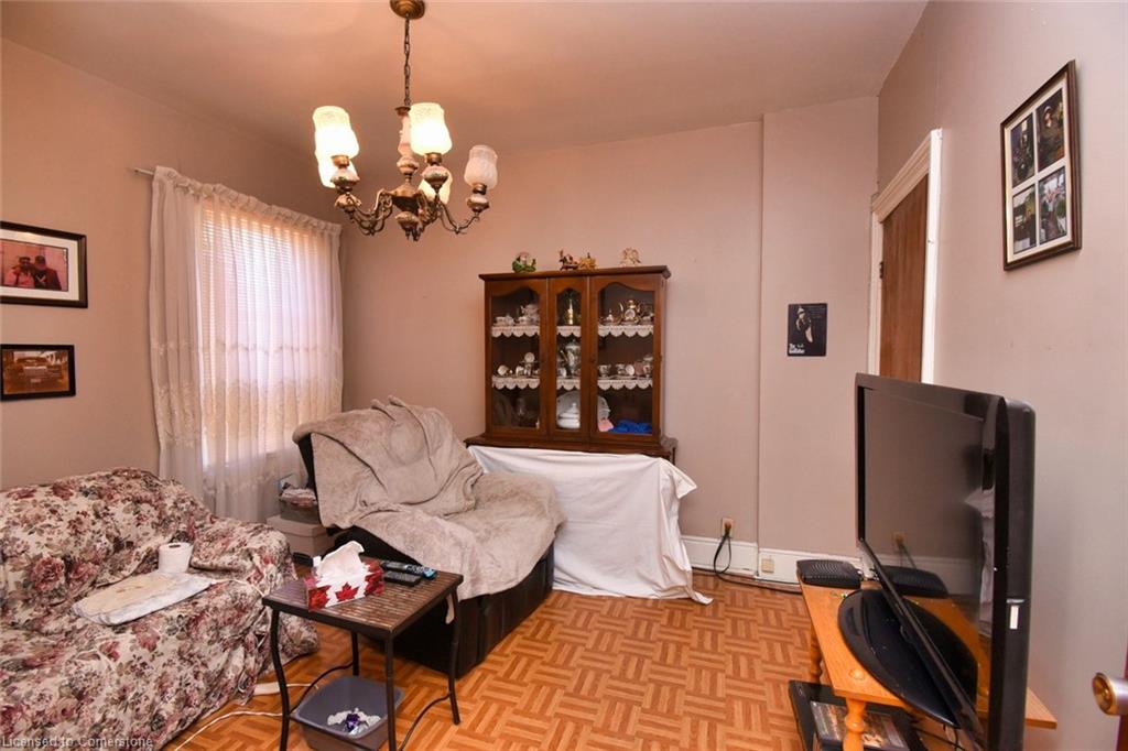 241 Robert Street Property Photo 15
