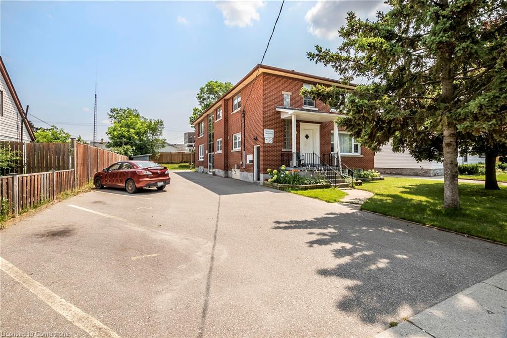 43 6 Avenue Property Photo 2