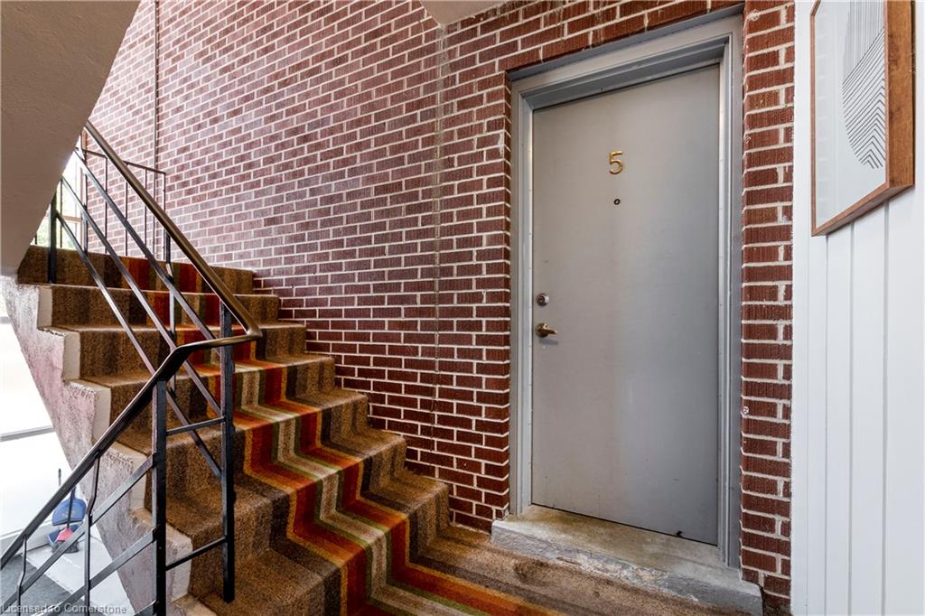 43 6 Avenue Property Photo 5