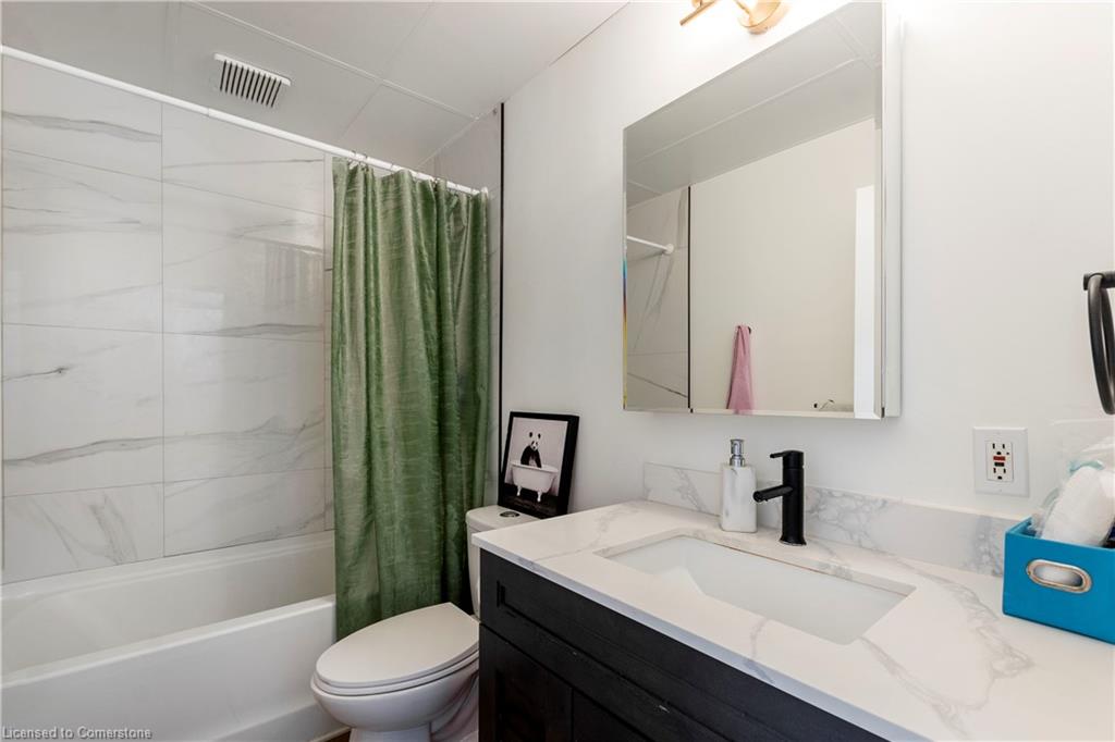 43 6 Avenue Property Photo 8
