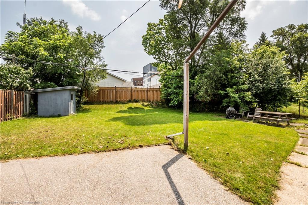 43 6 Avenue Property Photo 18