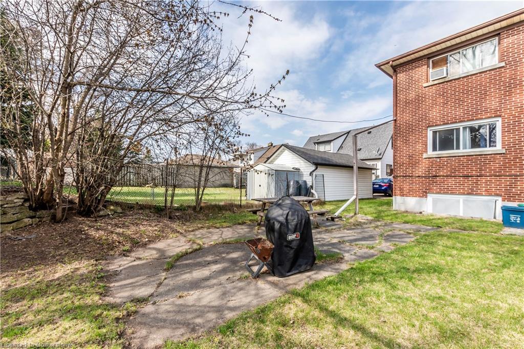 43 6 Avenue Property Photo 23
