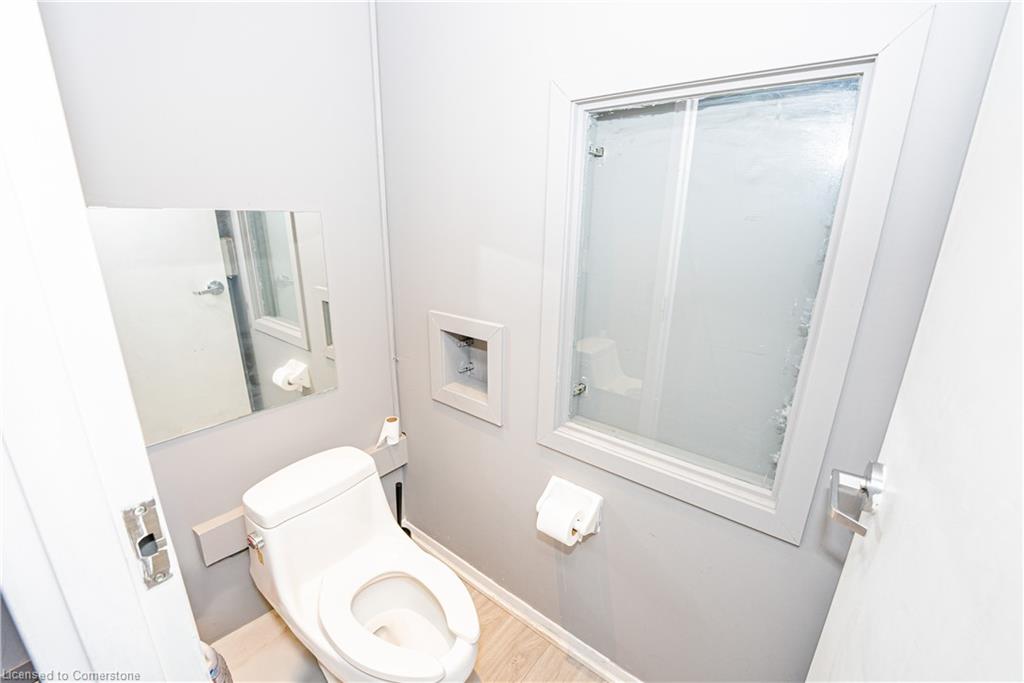 1194 Queen Street W Property Photo 21