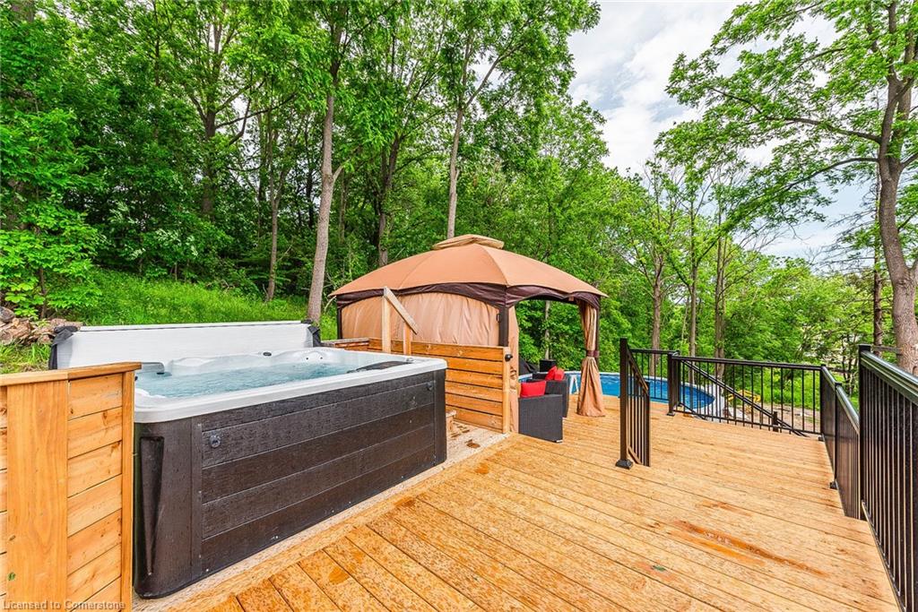 8949 Mississauga Road Property Photo 8