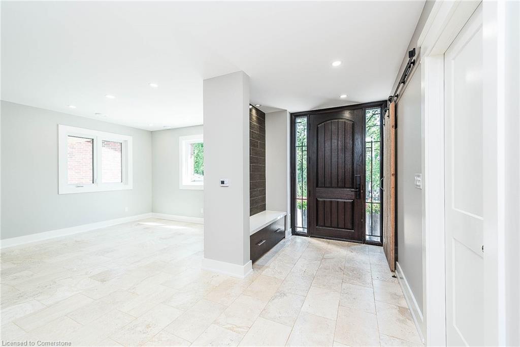 8949 Mississauga Road Property Photo 13