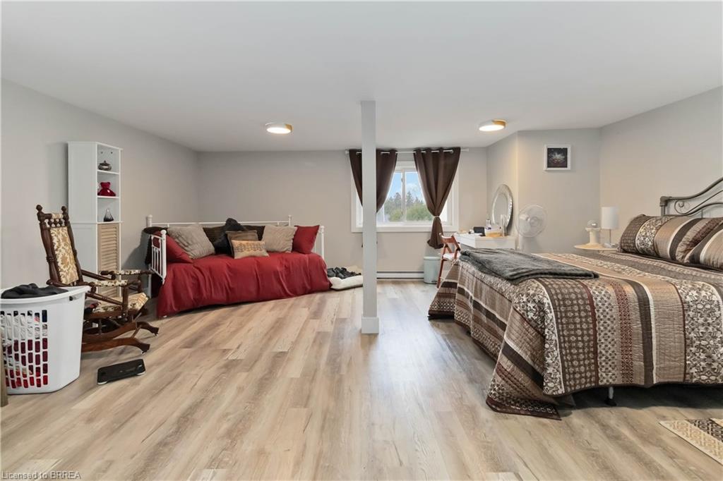112 King Street Property Photo 14