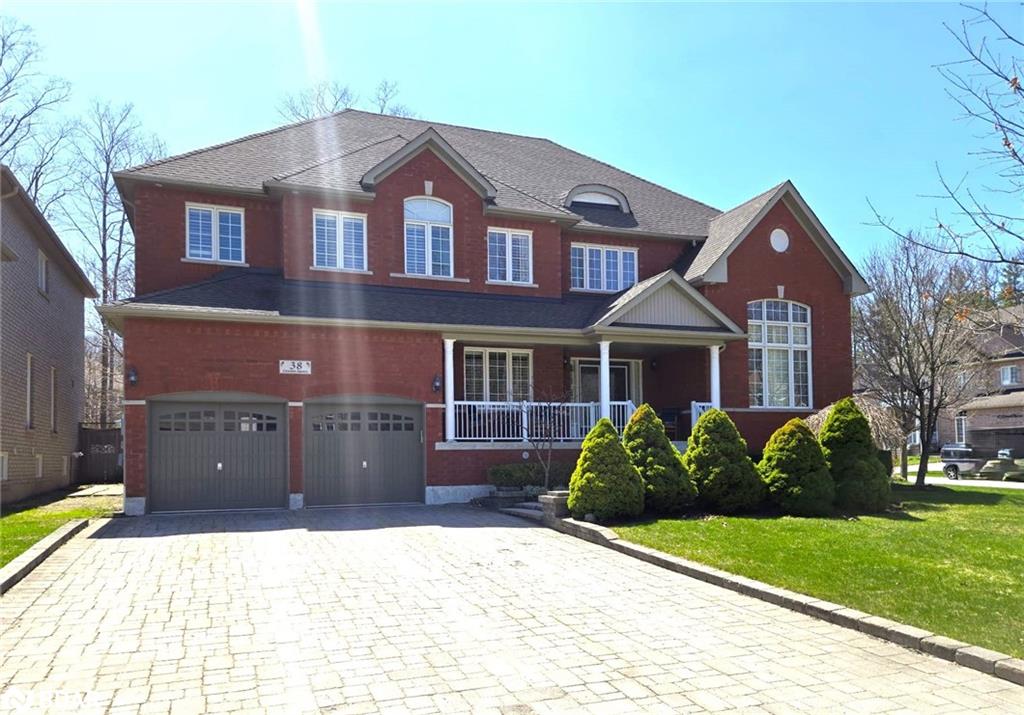 38 Camelot Square Property Photo