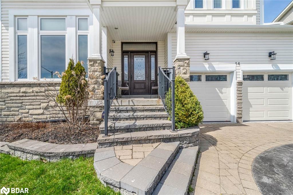 14 Regalia Way Property Photo 9