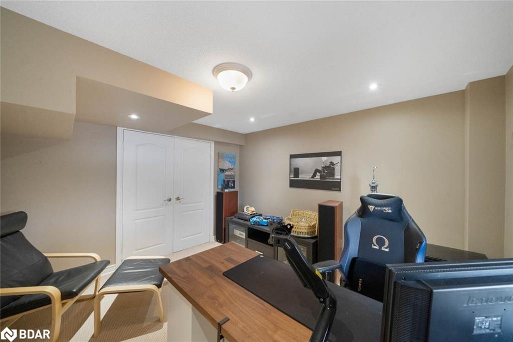 14 Regalia Way Property Photo 45