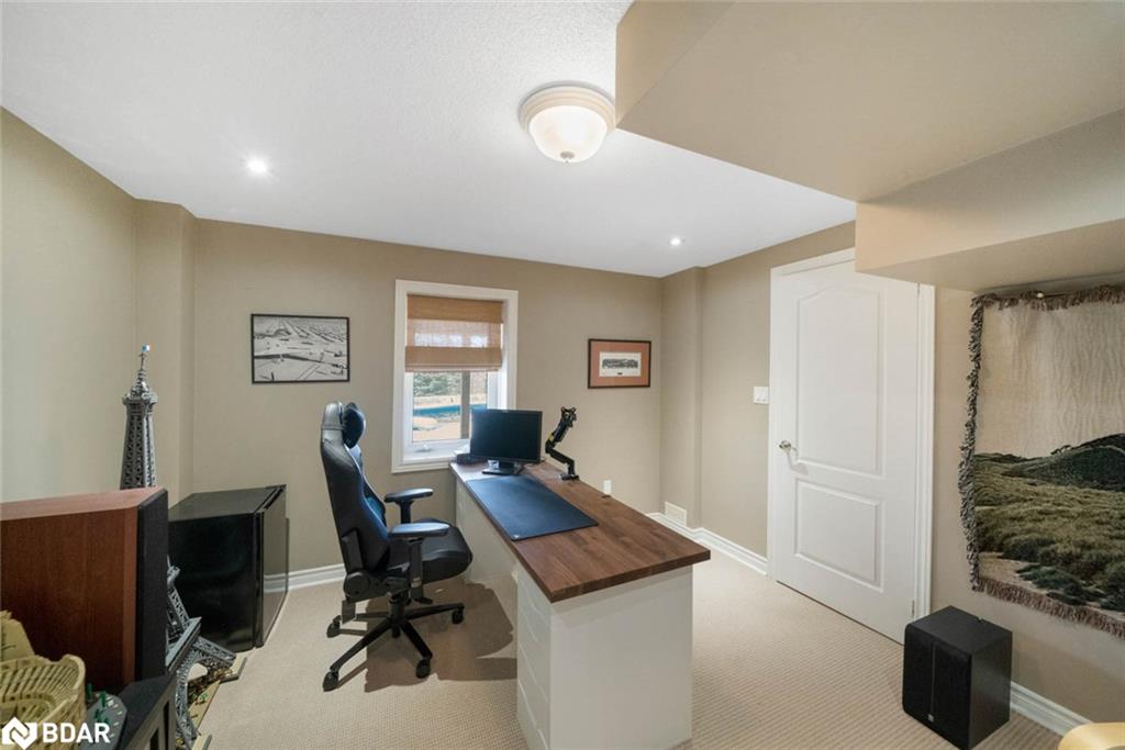 14 Regalia Way Property Photo 46