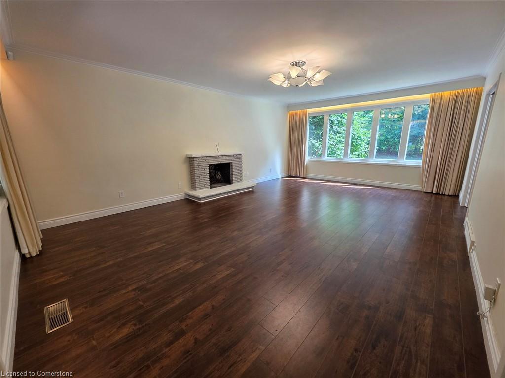 145 Wolfdale Avenue Property Photo 3