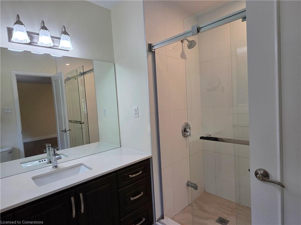 145 Wolfdale Avenue Property Photo 16