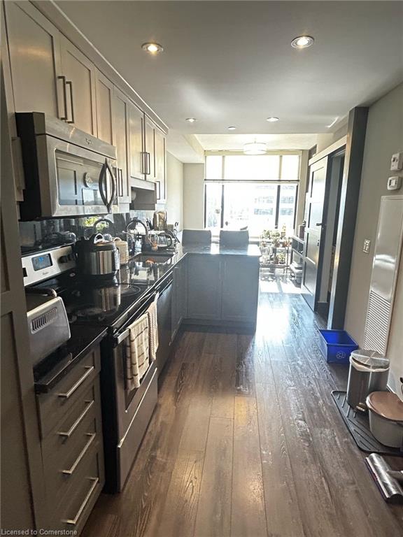 330-330 Phillip Street Property Photo 5