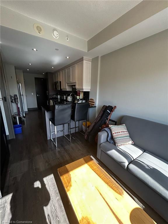 330-330 Phillip Street Property Photo 7