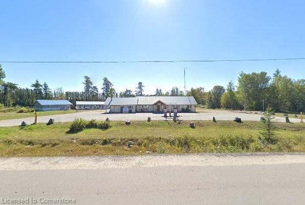 5032 Trans-canada Highway Property Photo