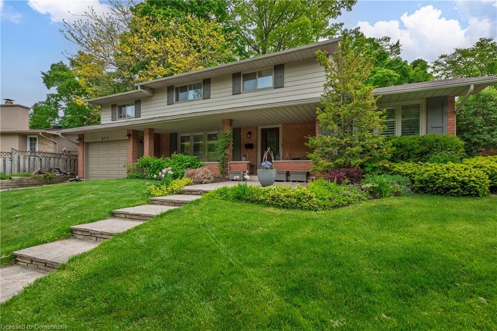 411 Canterbury Crescent