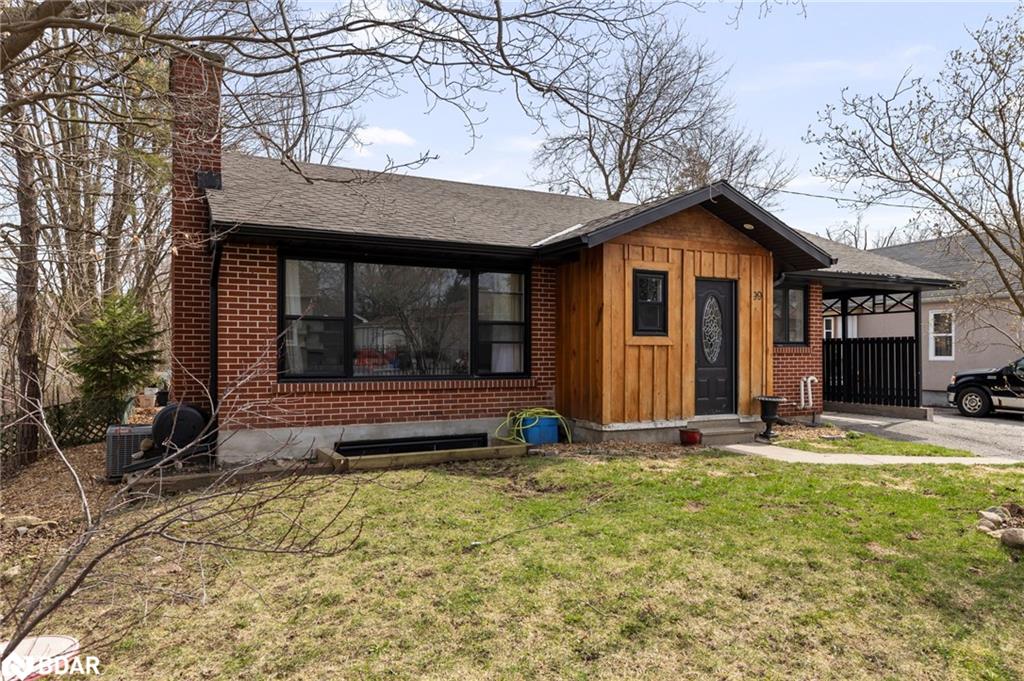 99 Wellington Street E Property Photo 1