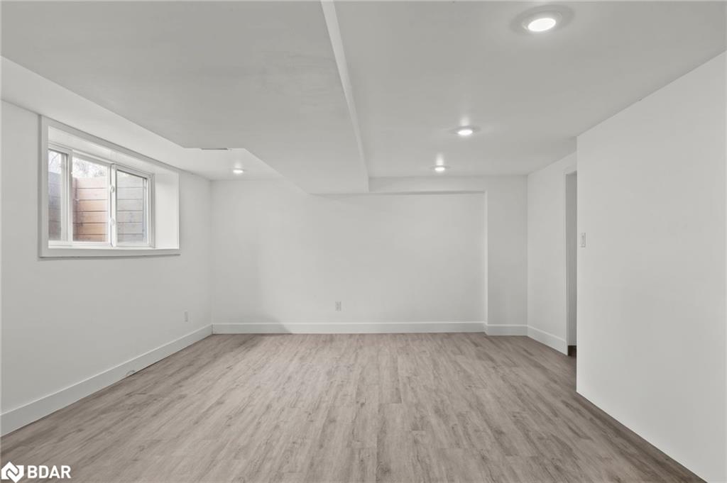 99 Wellington Street E Property Photo 26
