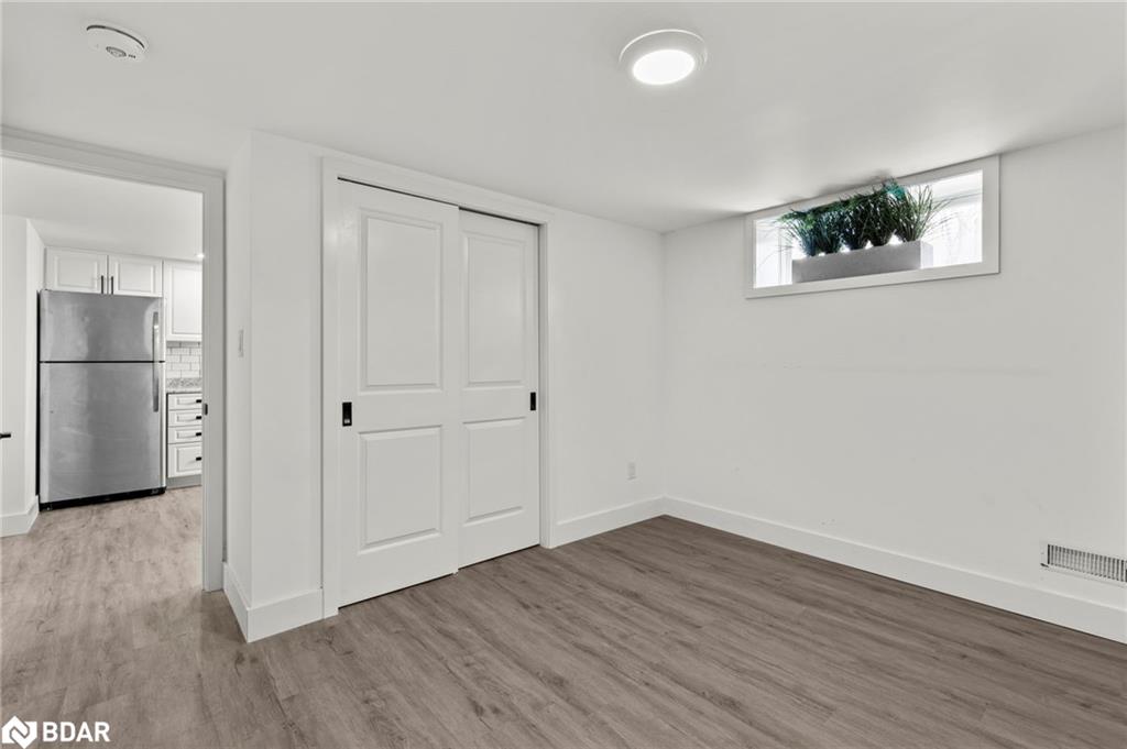 99 Wellington Street E Property Photo 35