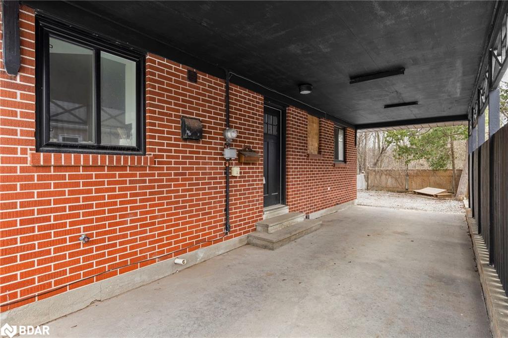 99 Wellington Street E Property Photo 42