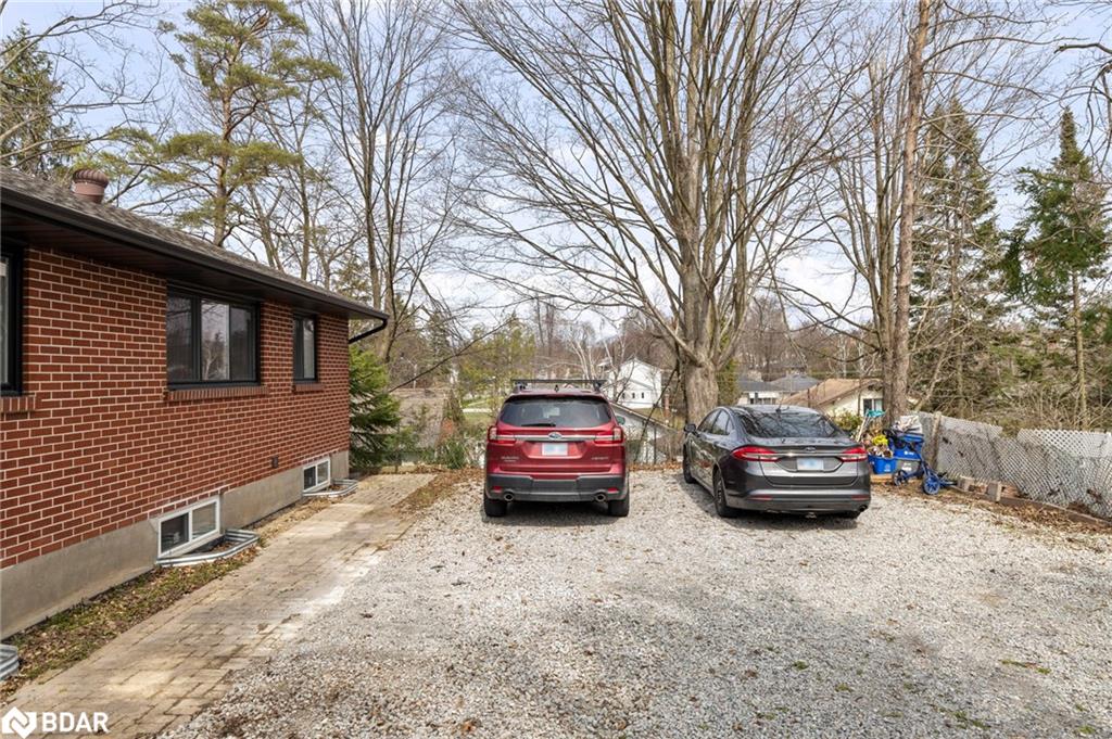 99 Wellington Street E Property Photo 43